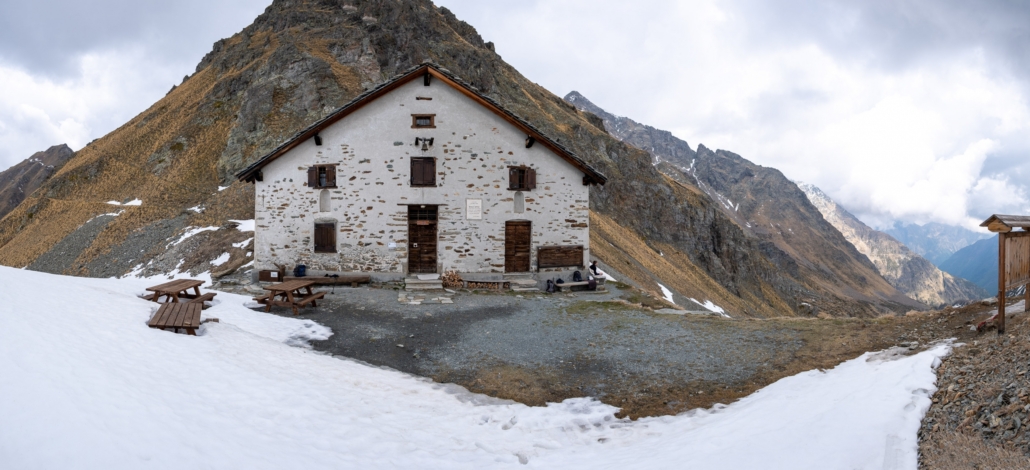 L'Ospizio Sottile agli inizi di maggio