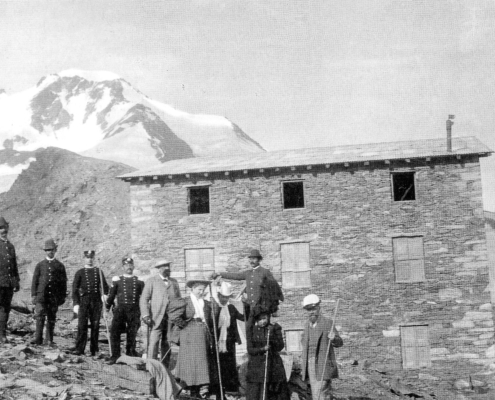 Queen Margaret at the Peccoz hut, 1894