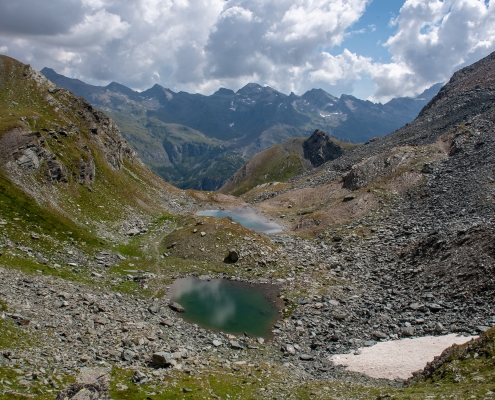 From the Rothorn Pass, the two lakes of Salero