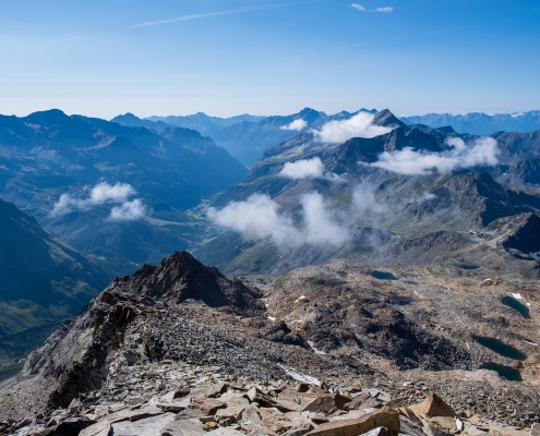 La vista verso sud una volta terminato il tratto in cresta