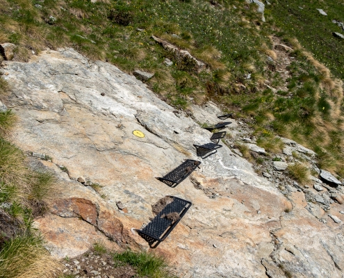 The metal steps that facilitate the passage