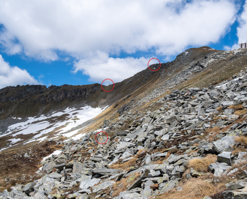 Circled in red are one of the bolts to follow, the collar on the left and Punta Valnera on the right