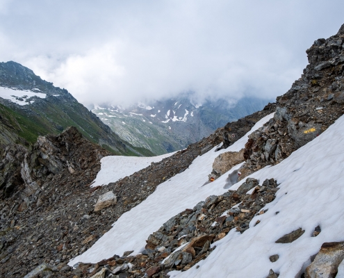 In discesa verso il passo dell'Alpetto