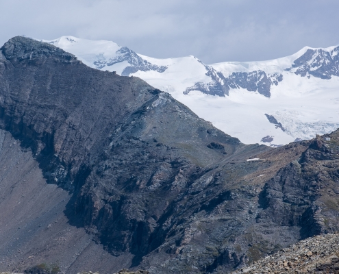 Zoom in on the ridge joining the visible Pinter Bivouac (right) and the summit of Testa Grigia