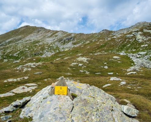 Valnera Pass, 2676m, and the ridge towards Punta Valfredda, 2941m, in August