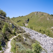 In avvicinamento la pietraia prima del lago Gombetta