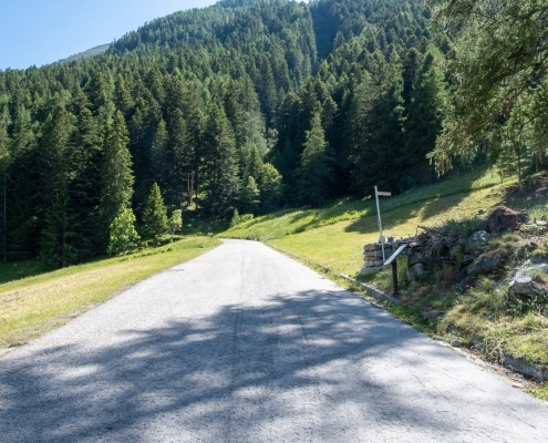 The first marker indicates trail 3. The 2 starts at the bottom corner