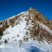 Il colle Ranzola e la cappella (ottobre 2021)