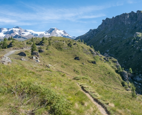 Sulla destra il crinale del monte Seehore