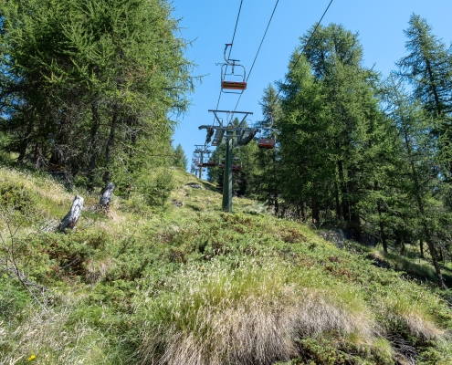 The trail passes along some pylons of the chairlift