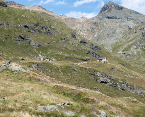 The lodges of Welfsch Gaveno, 2453m