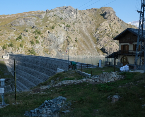 The dam and the caretaker's quarters
