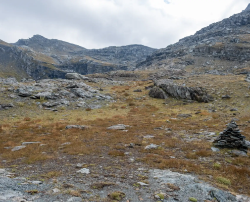 Follow the cairns uphill Follow the cairns uphill